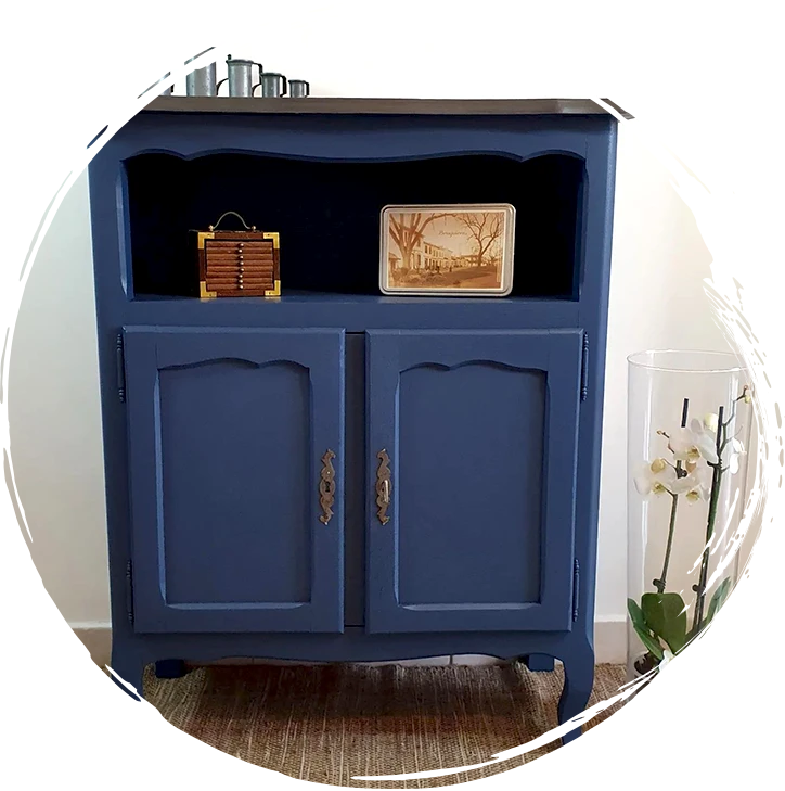 Meuble vintage relooké en bleu – Création artisanale K Déco à Bruguières